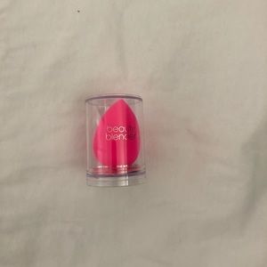 *NEW* Pink Beauty Blender